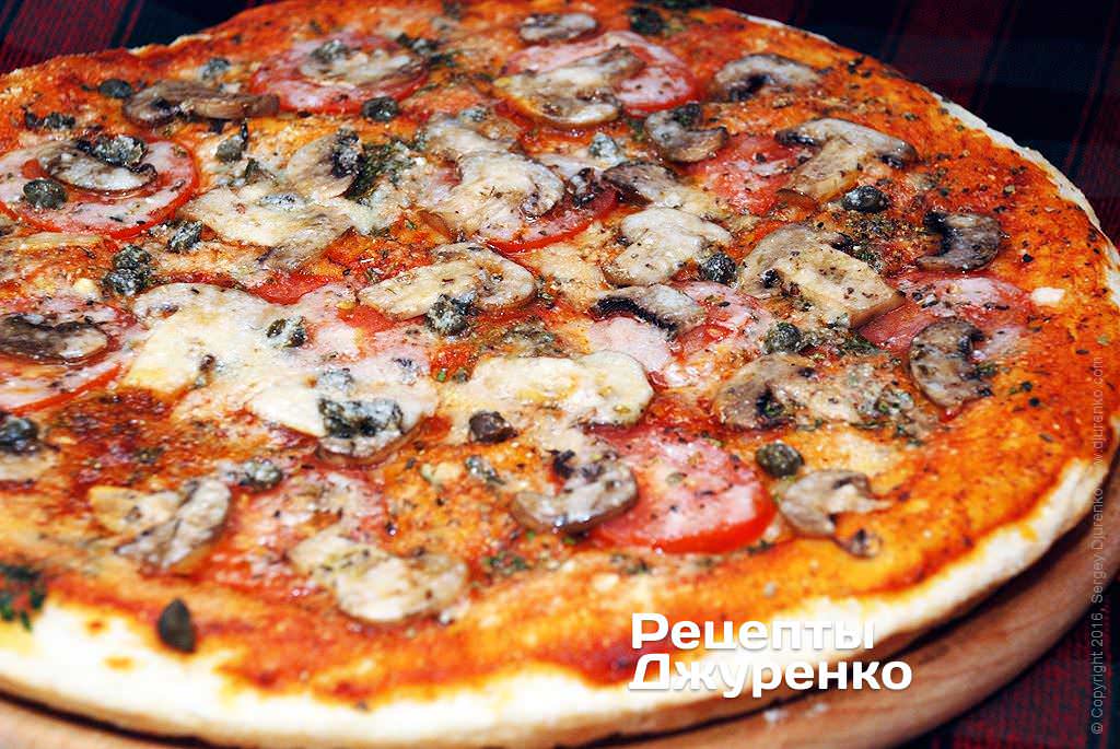 Пицца с шампиньонами - самый простой вариант пиццы, проще разве что пицца с сыром
